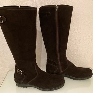 Tova Espresso Brown suede 9.5